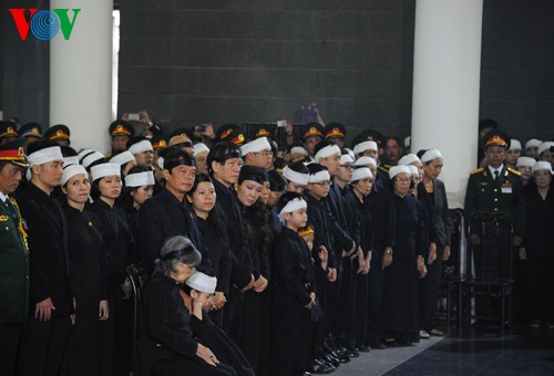 Memorial service and burial ceremony for General Giap - ảnh 4